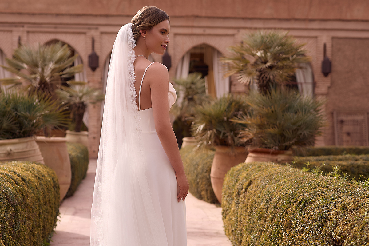 Blusher Veil Types Of Veils: From Chic To Dramatic Wedding Styles